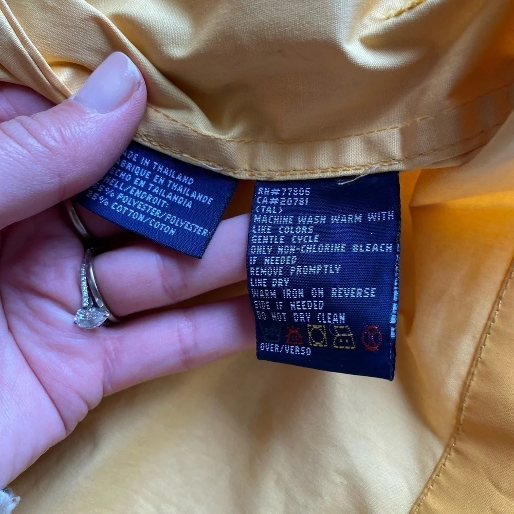 Tommy Hilfiger vintage men’s Adirondack jacket in yellow size S 90s rain coat